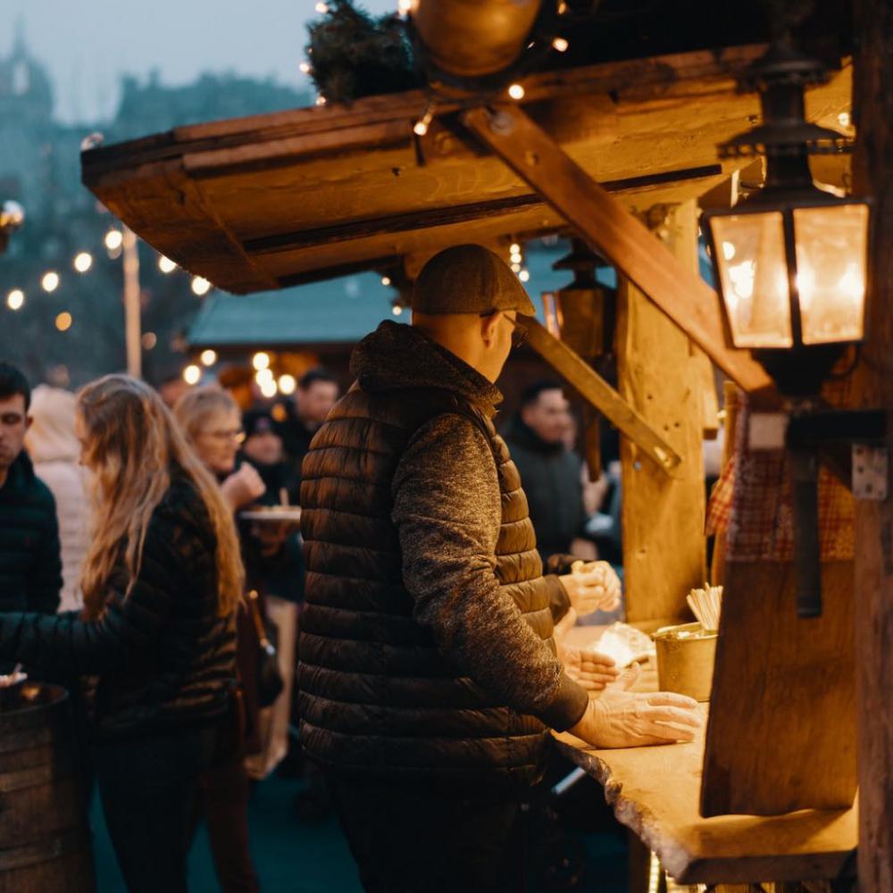 Christmas Markets will return to Albert Square this year