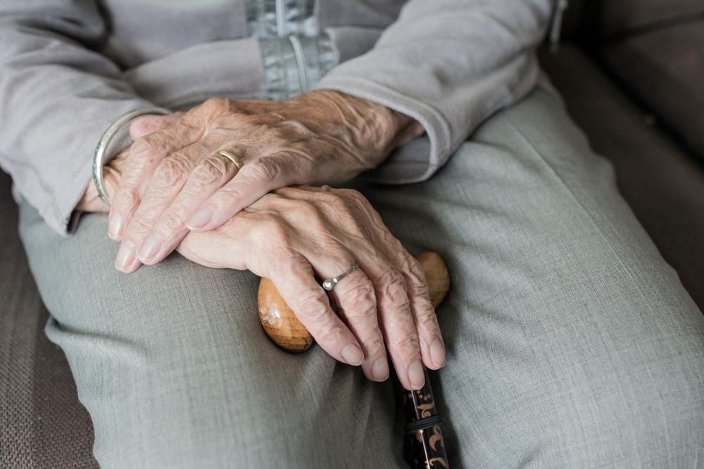 How to Help Your Elderly Relatives Living Alone