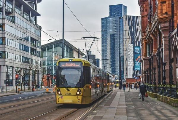 A guide to starting your family business in Manchester